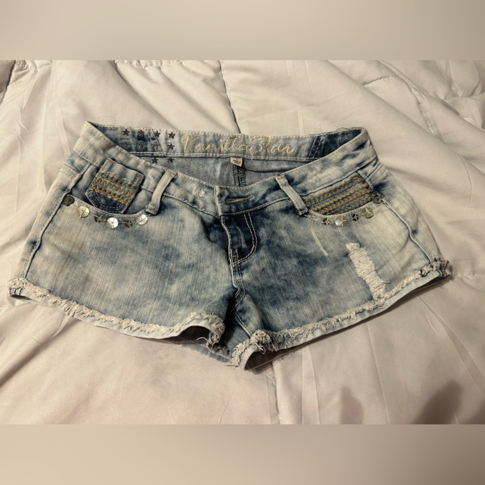 Women’s jeans shorts